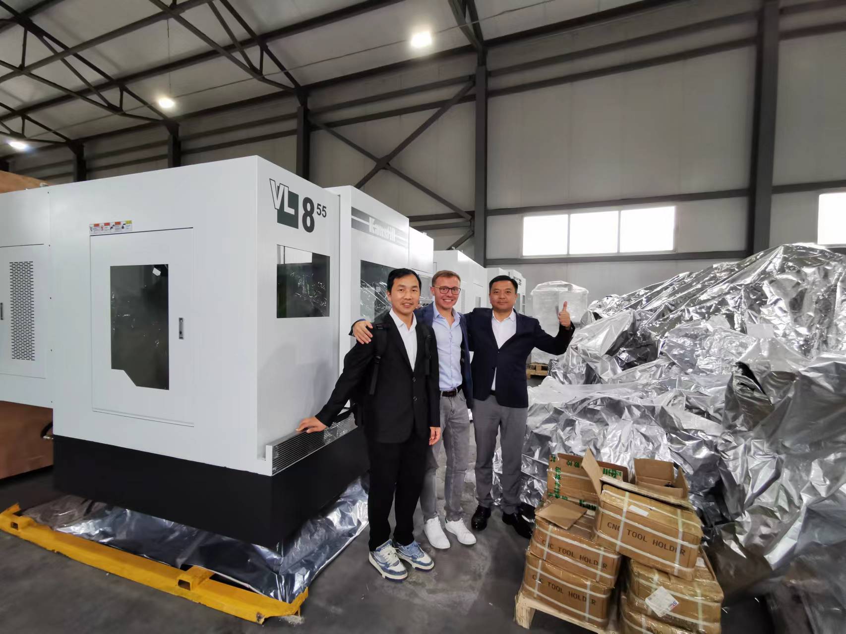 A cheerful visit to our business partner A cheerful visit to our business partner