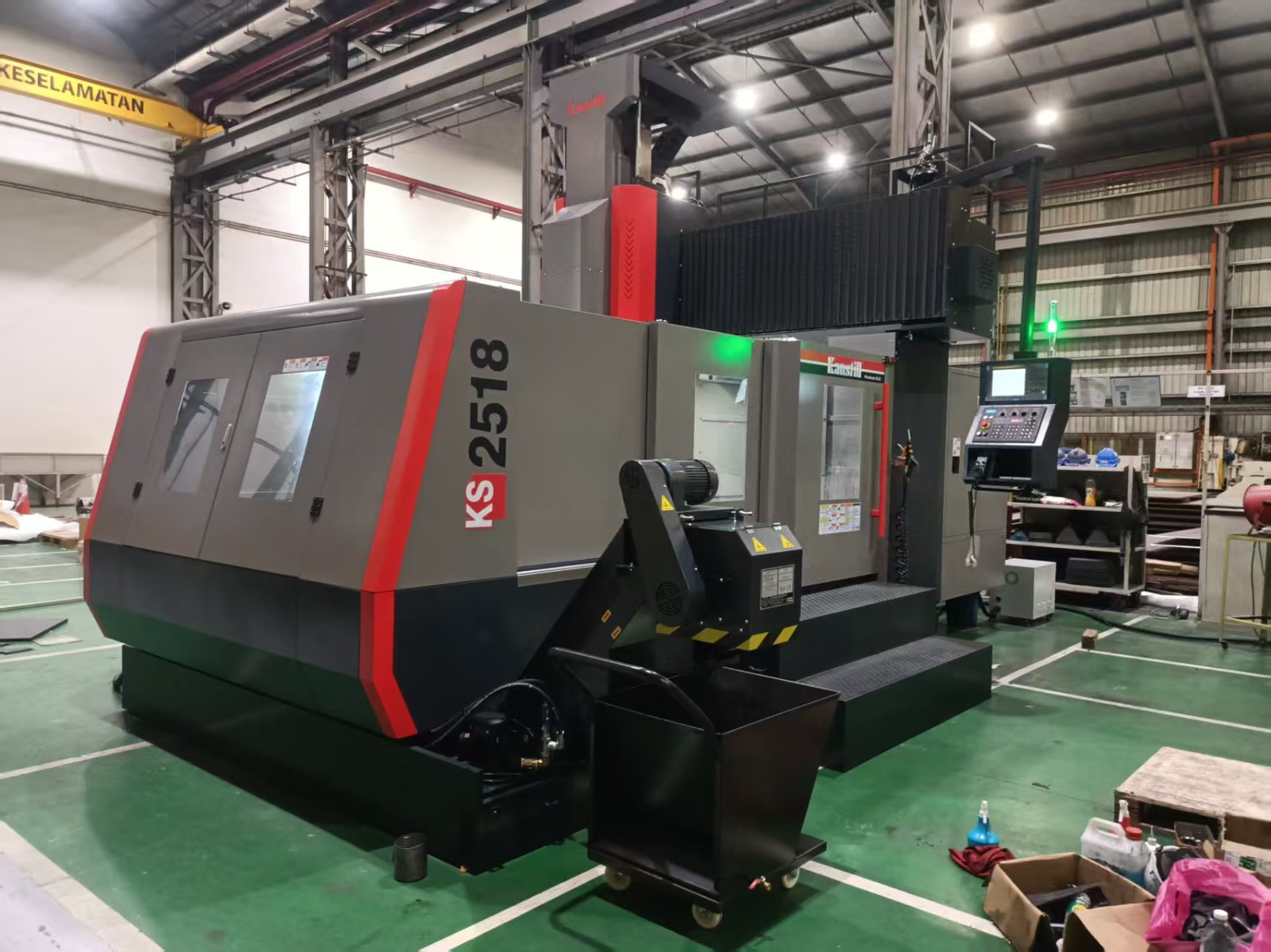 KS2518 double column machining center safe arrival to the Malaysian client's factory